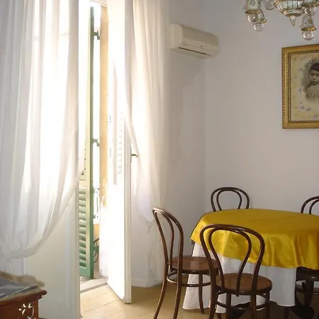 Appartement The Flowers House La Spezia